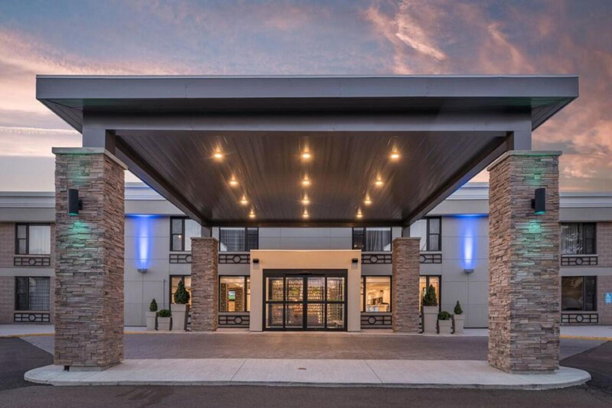 Holiday Inn Express Hotel & Suites Charlottetown By Ihg Exterior foto